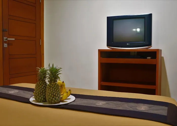 ゲストハウス ポンドック ミラ